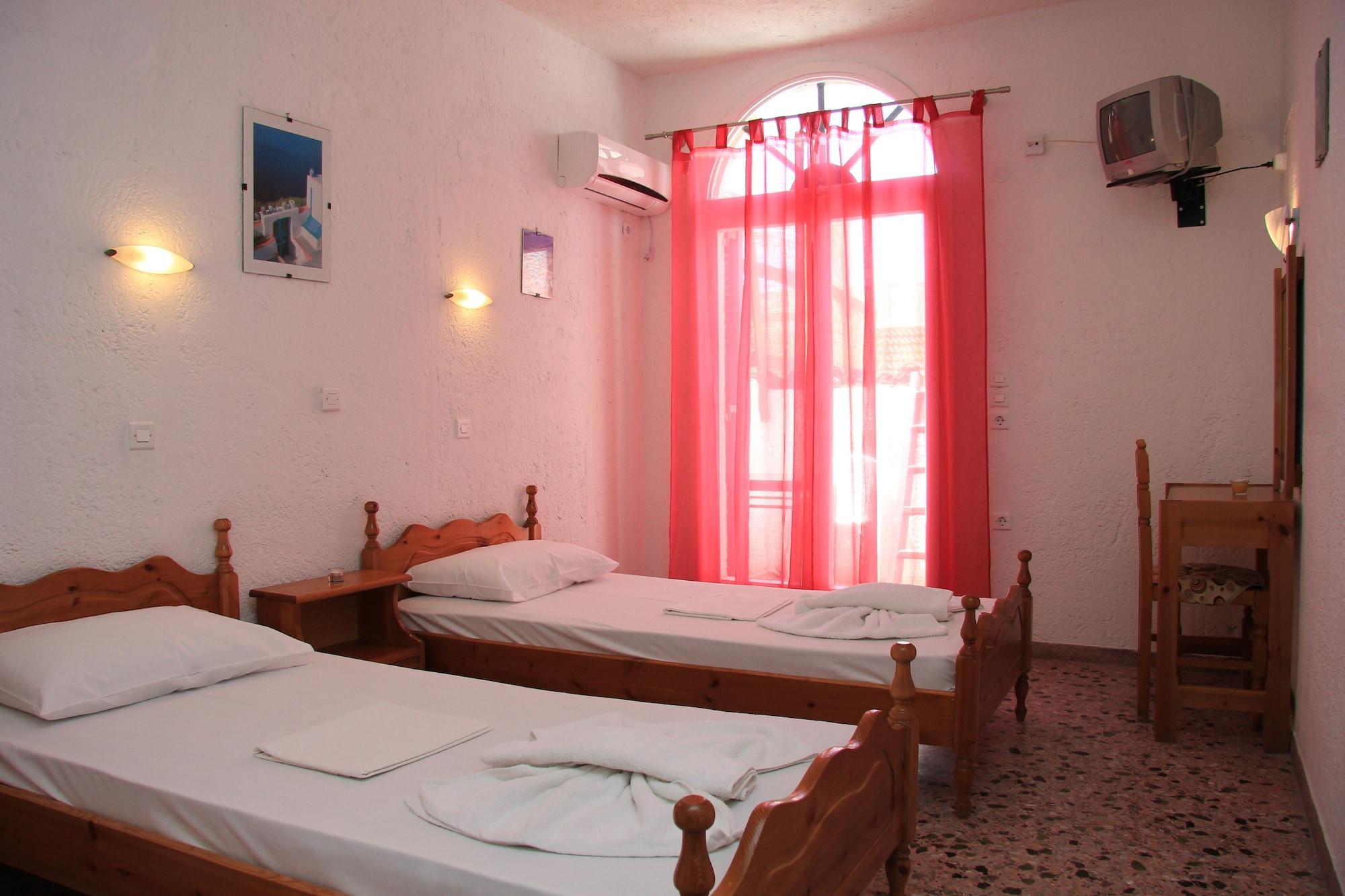 Santa Irini Hotel Perissa (Santorini) Exterior foto