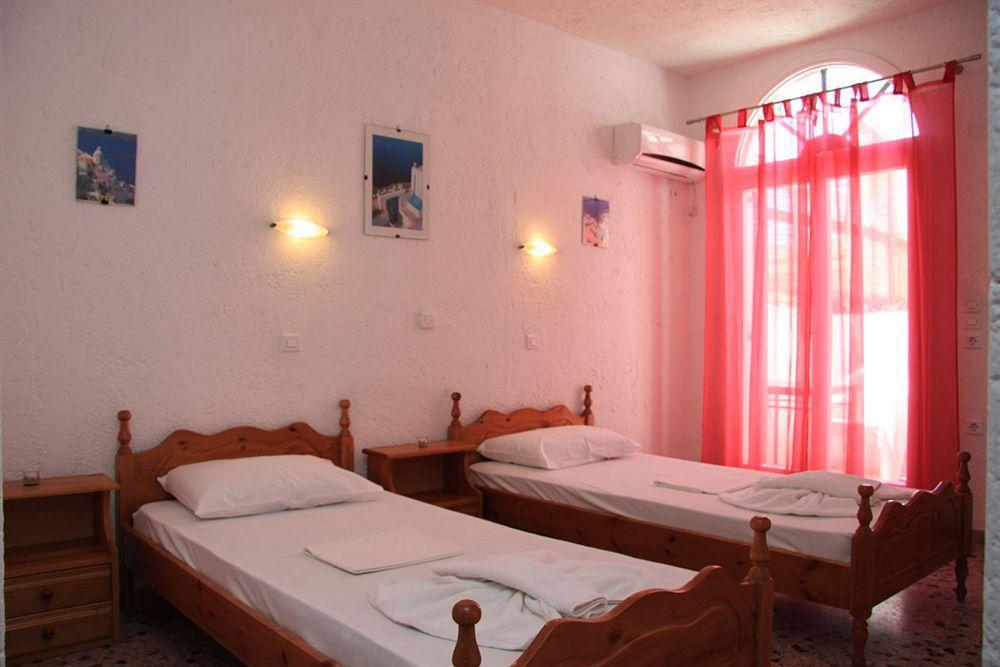 Santa Irini Hotel Perissa (Santorini) Exterior foto