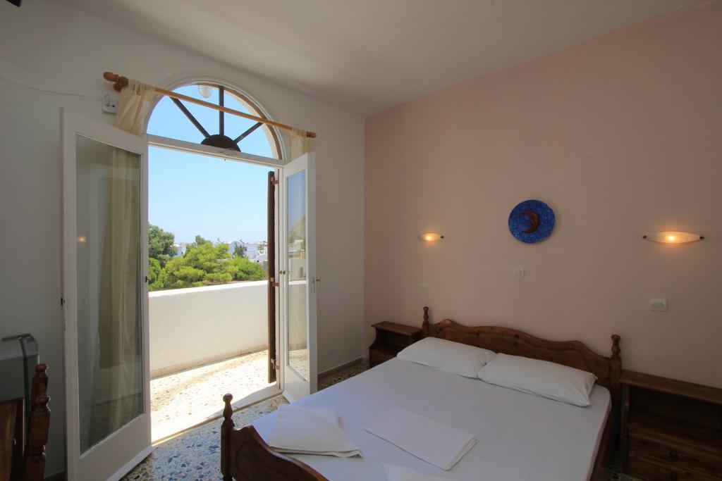 Santa Irini Hotel Perissa (Santorini) Exterior foto